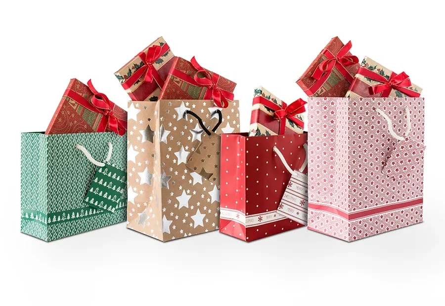 Unique gift bags with creative designs, perfect for personalized gifts and special occasions.