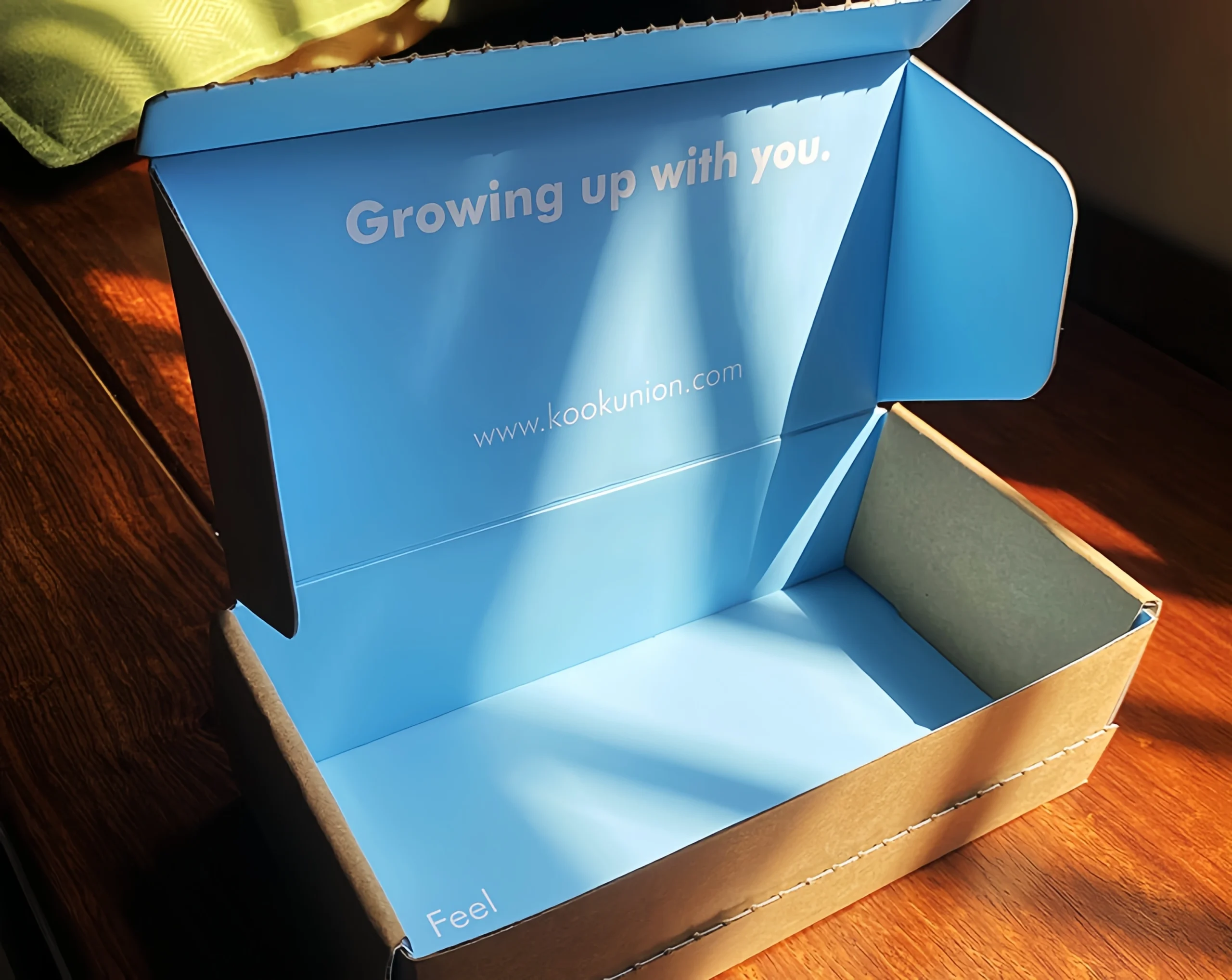 Recycled paper packaging materials used for sustainable and eco-friendly product packaging solutions