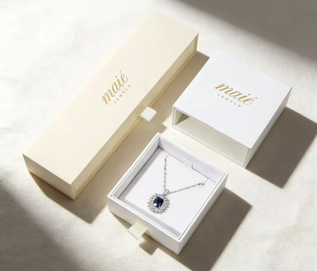 Matching jewelry gift boxes for necklaces, bracelets, and rings